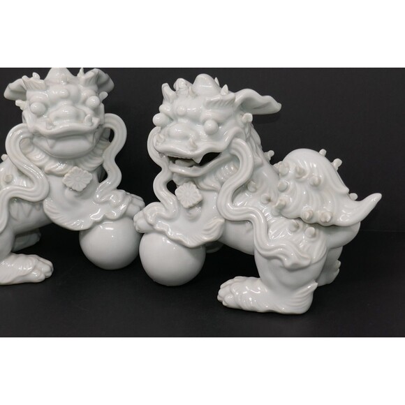 Japanese Ceramic Porcelain Guardian Foo Dogs Figurine Statues Made in Japan - Picture 3 of 16
